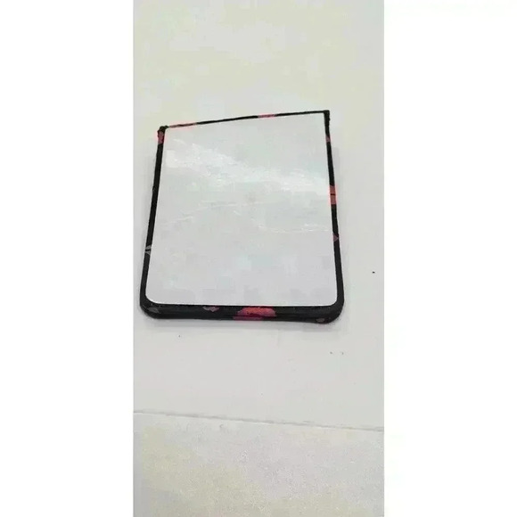 BETSEY JOHNSON STICK ON PHONE RING STAND WALLET CARD HOLDER NWOT LIPS - Picture 3 of 7